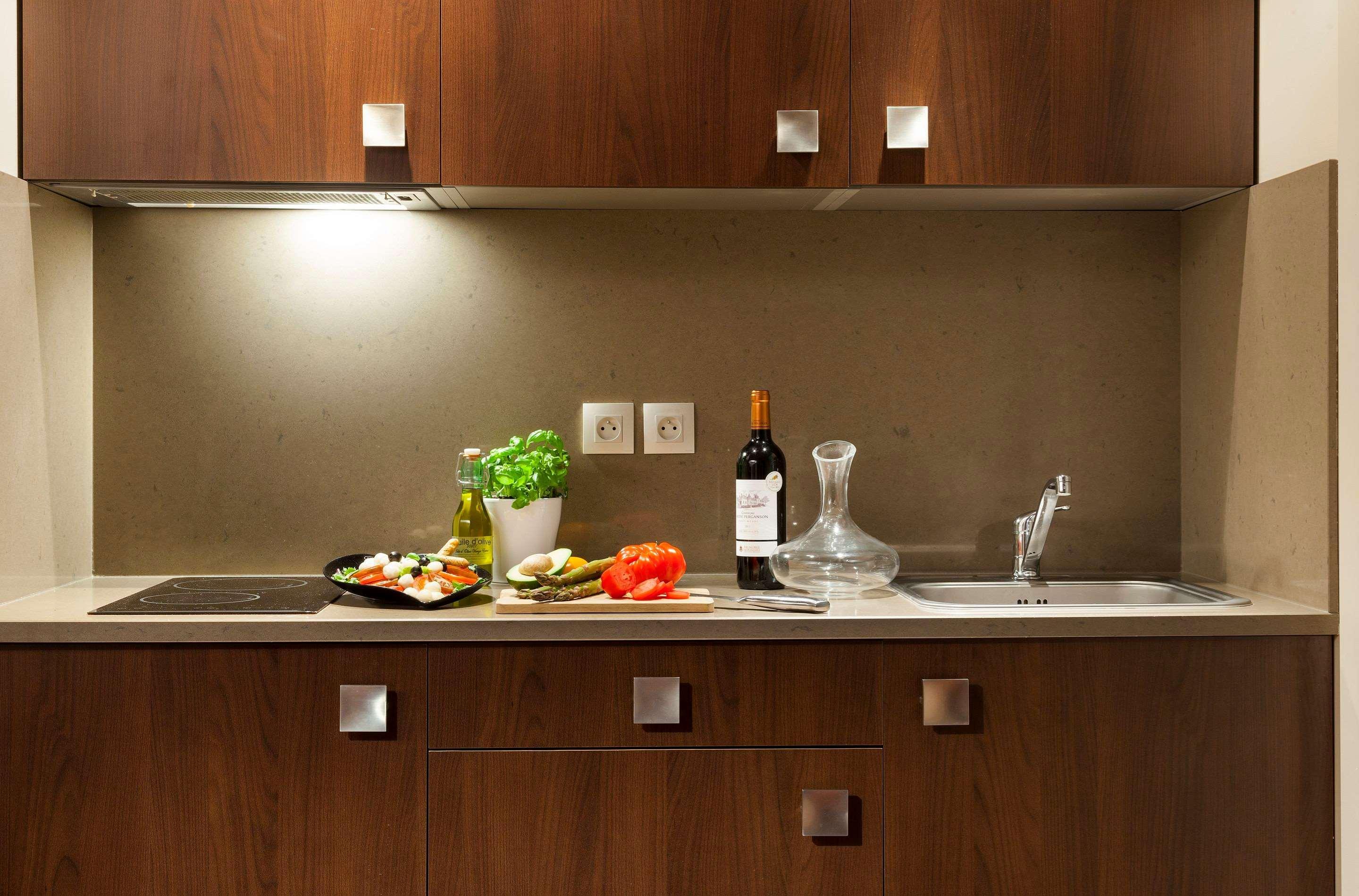 Nehô Croisette Hotel 4*