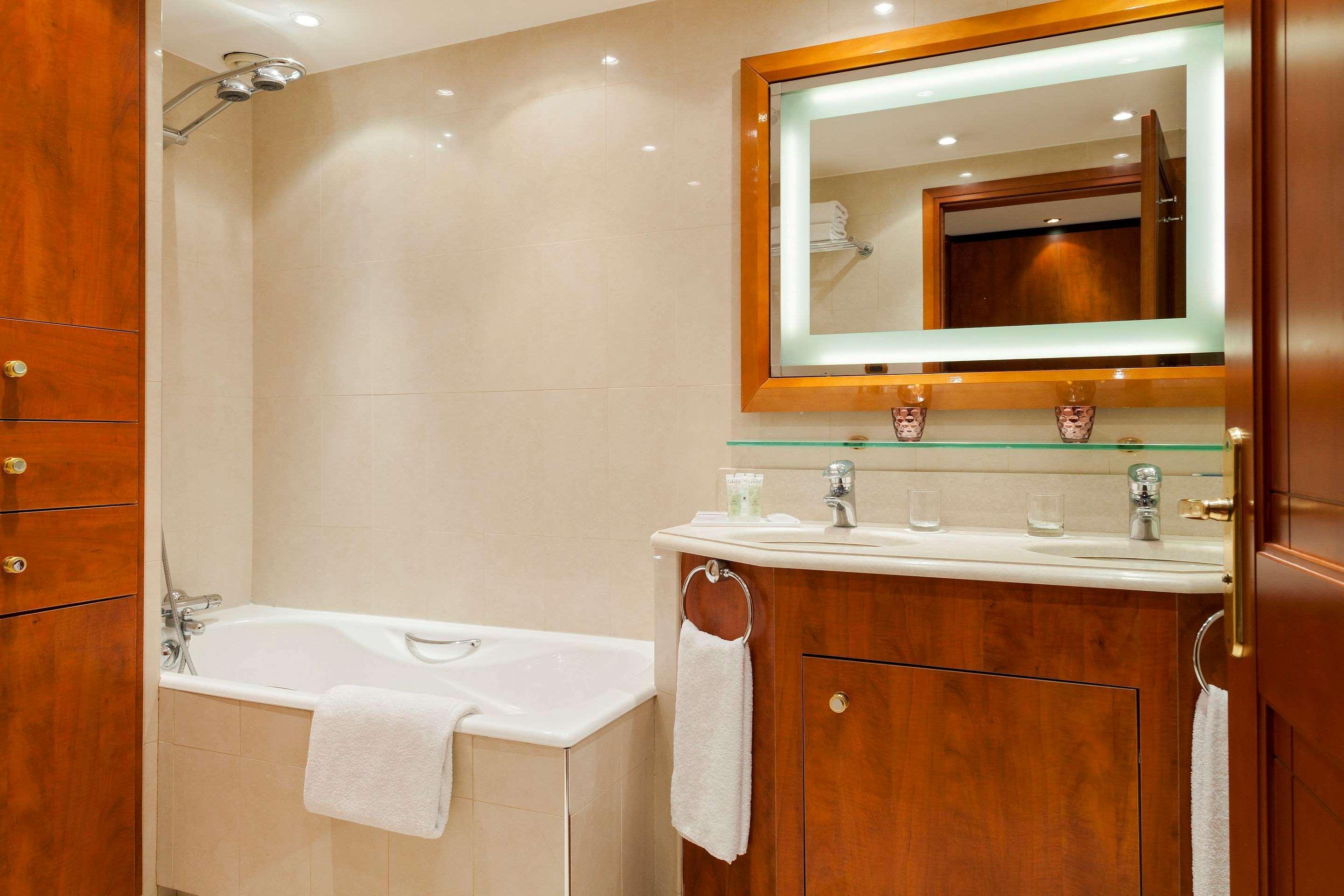Hotel Nehô Croisette 4*
