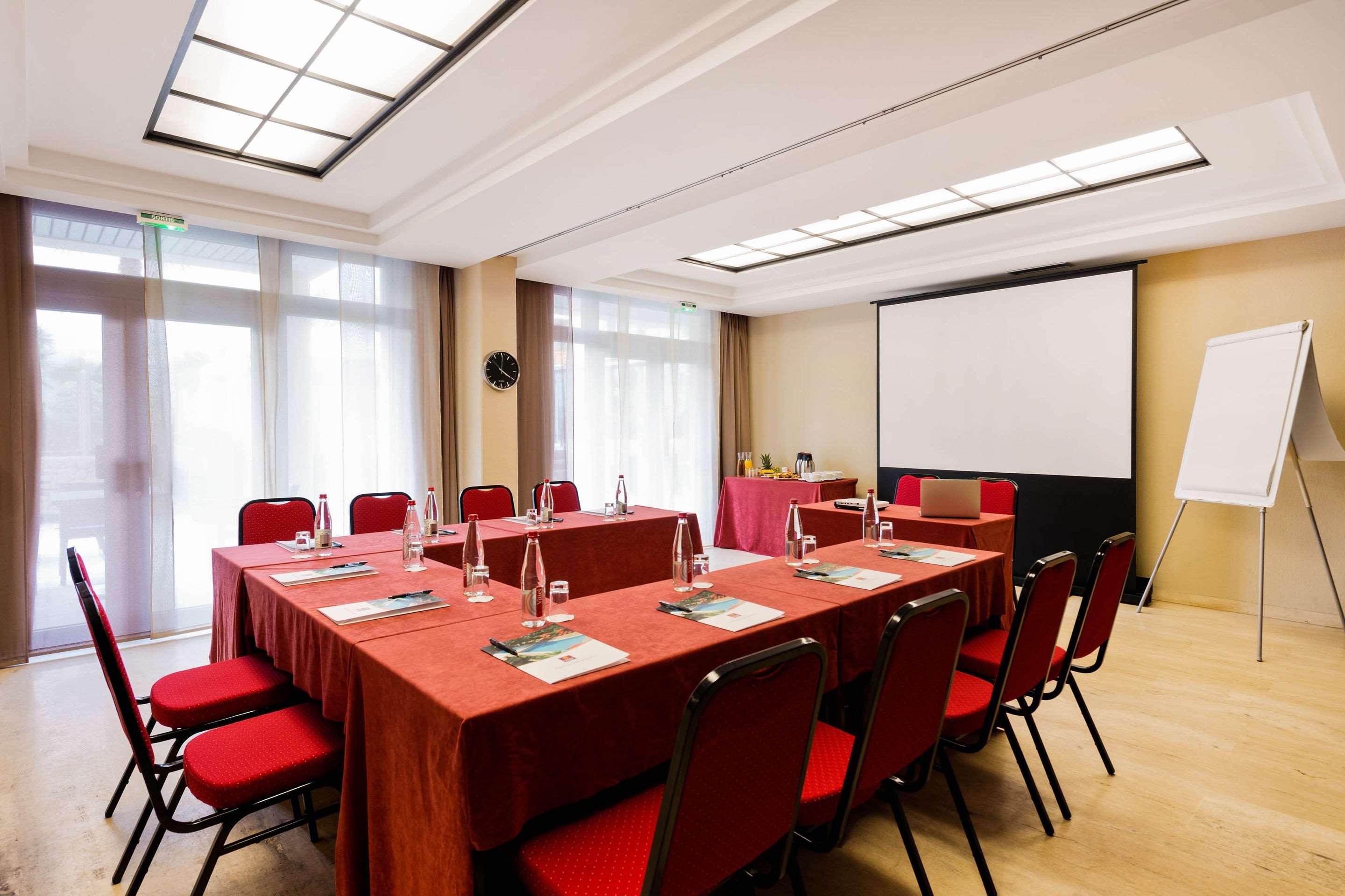 Neho Croisette Hotel